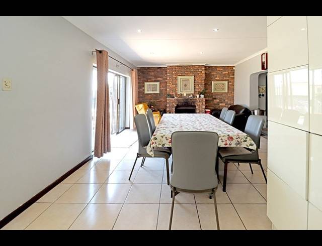 4 BEDROOM HOUSE FOR SALE IN KENSINGTON